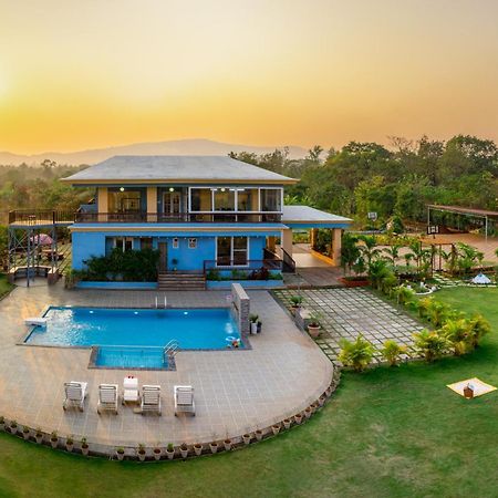 Chinchavli Stayvista'S Hillside Meadows - Mountainside Retreat With Farm View, Pool & Deck, Lawn & Gazebo מראה חיצוני תמונה