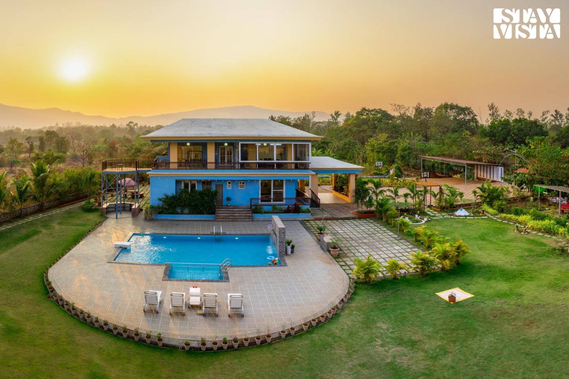Chinchavli Stayvista'S Hillside Meadows - Mountainside Retreat With Farm View, Pool & Deck, Lawn & Gazebo מראה חיצוני תמונה