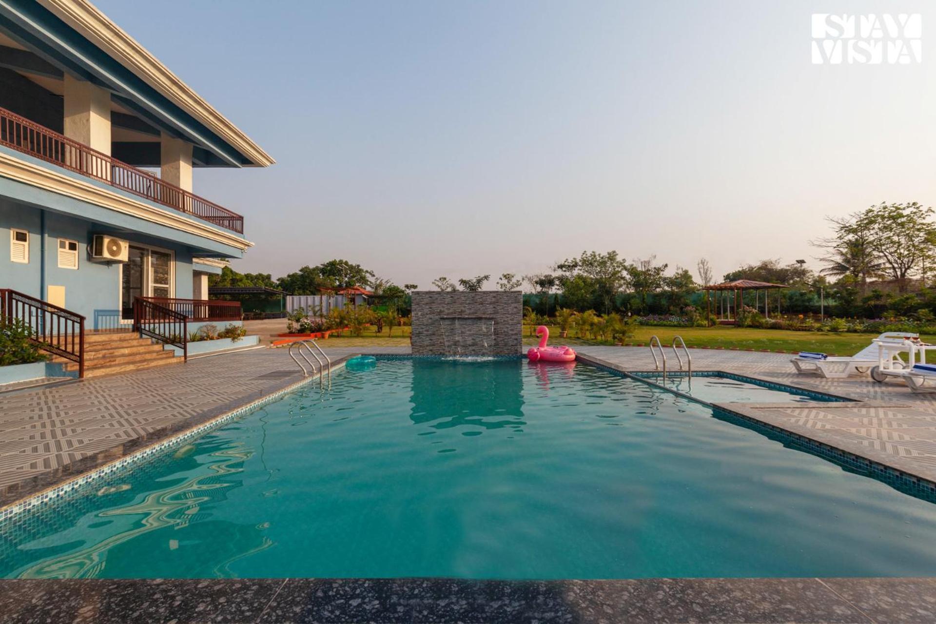 Chinchavli Stayvista'S Hillside Meadows - Mountainside Retreat With Farm View, Pool & Deck, Lawn & Gazebo מראה חיצוני תמונה