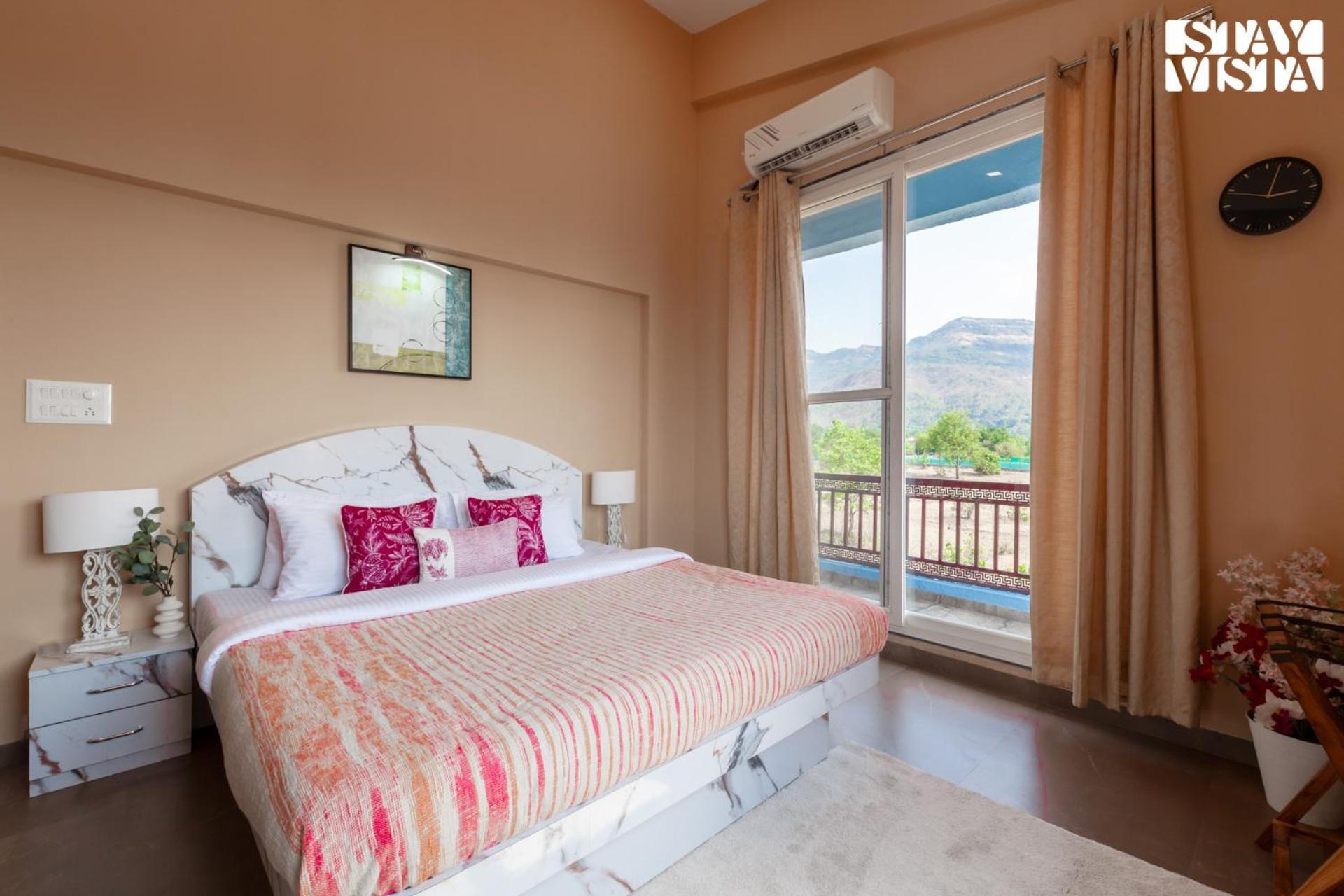 Chinchavli Stayvista'S Hillside Meadows - Mountainside Retreat With Farm View, Pool & Deck, Lawn & Gazebo מראה חיצוני תמונה