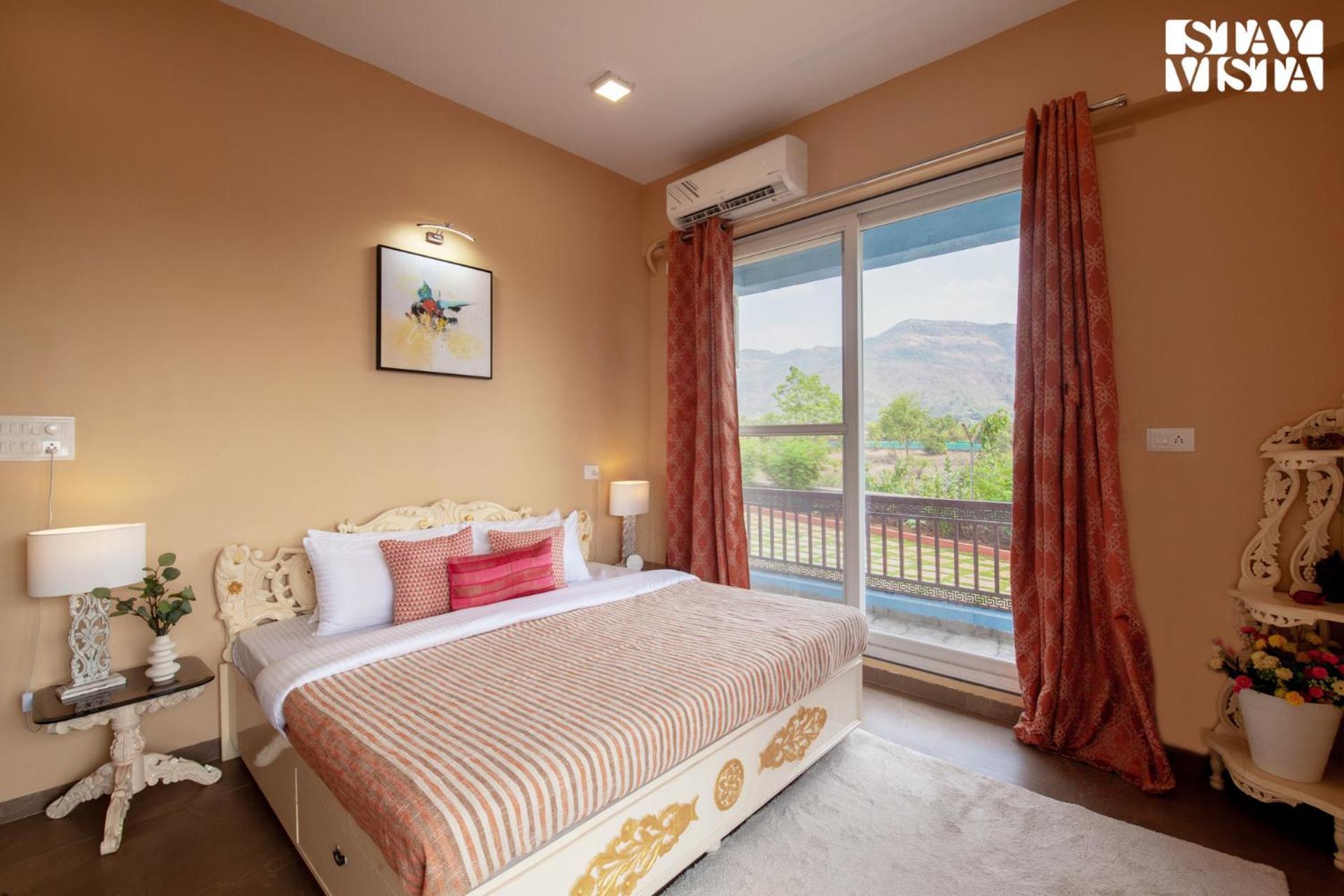 Chinchavli Stayvista'S Hillside Meadows - Mountainside Retreat With Farm View, Pool & Deck, Lawn & Gazebo מראה חיצוני תמונה
